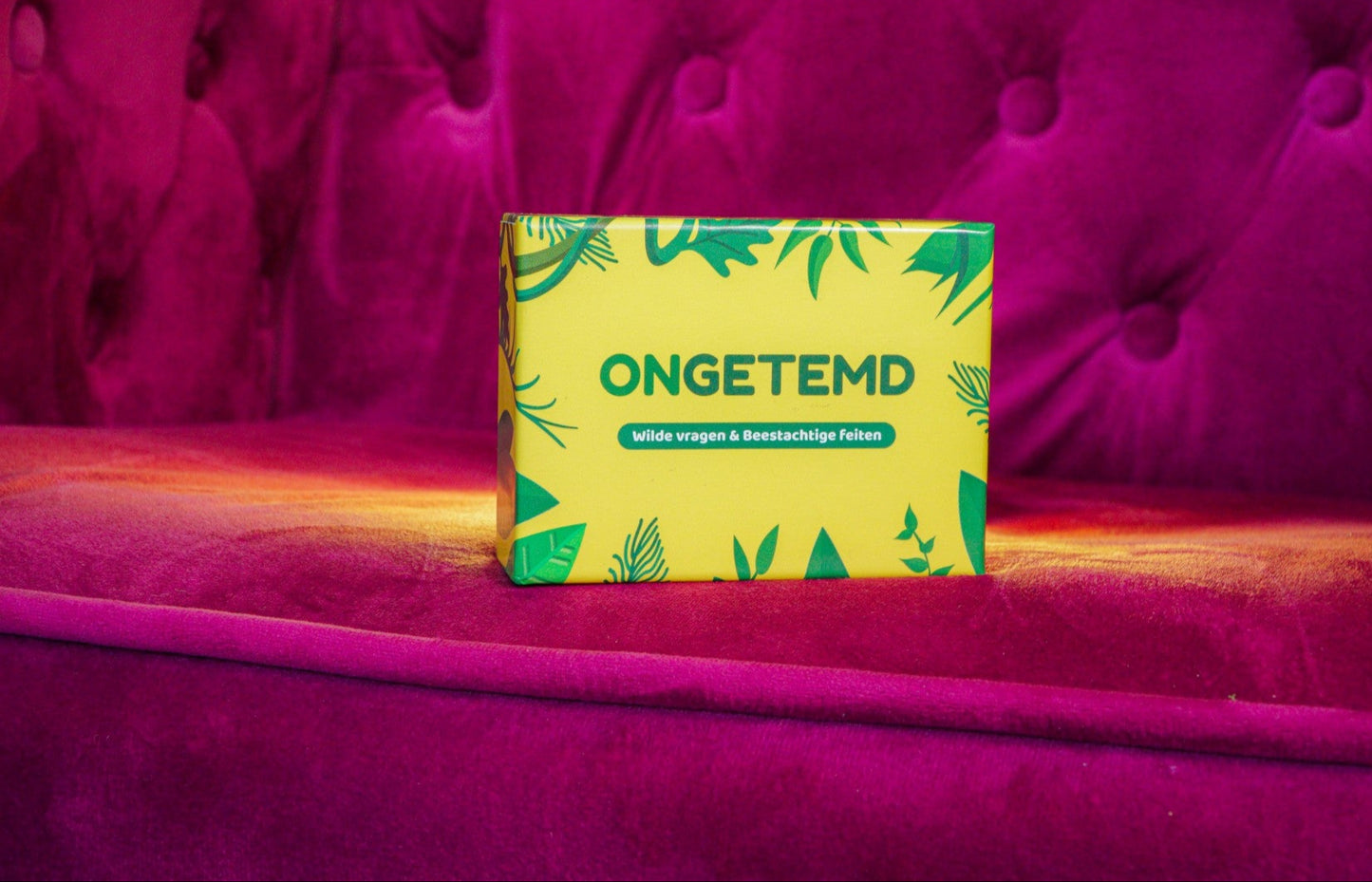 Ongetemd vragenkaartspel verpakking – gezelschapsspel
